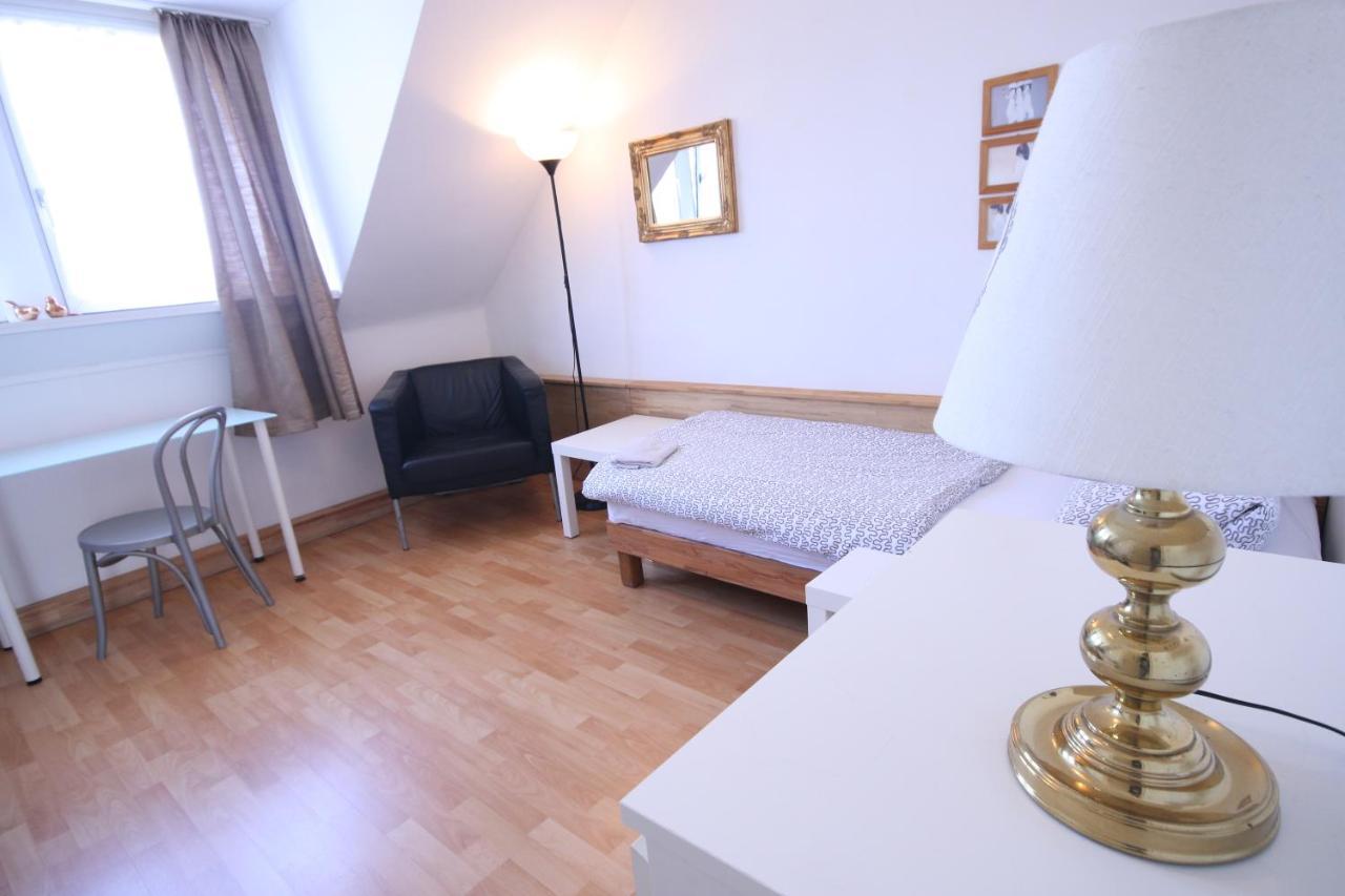 Moderne Studio Apartments Und 4 Zimmer Wohnungen In Oberhausen, Ideal Fuer Geschaeftsreisende Und Monteure Zewnętrze zdjęcie