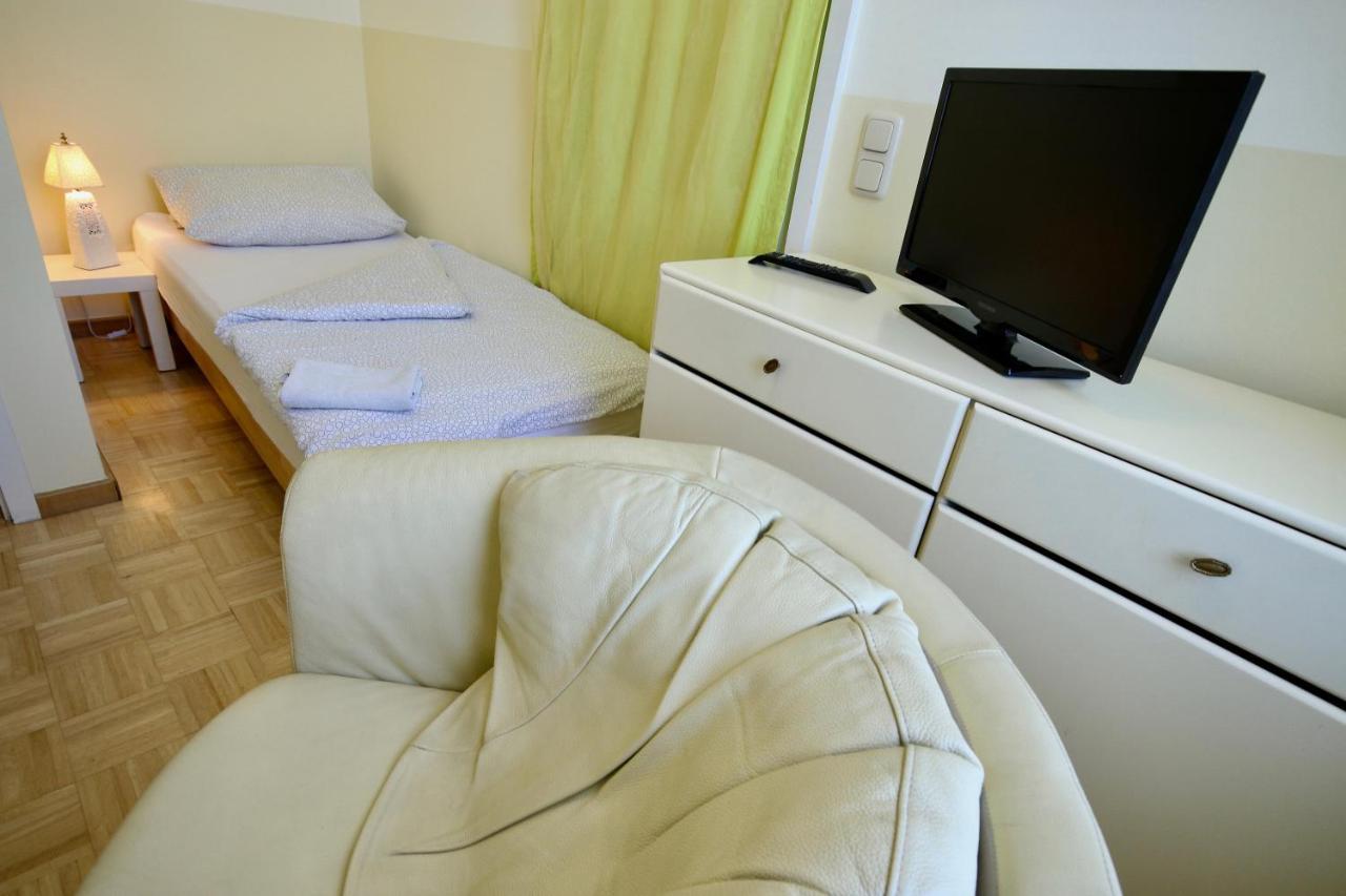 Moderne Studio Apartments Und 4 Zimmer Wohnungen In Oberhausen, Ideal Fuer Geschaeftsreisende Und Monteure Zewnętrze zdjęcie